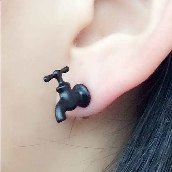 Cute Faucet Earrings - Picture 2 of 2
